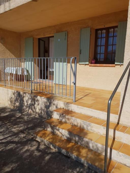 Residence Lou Cigaloun - Ana Location Gréoux-les-Bains Exterior foto